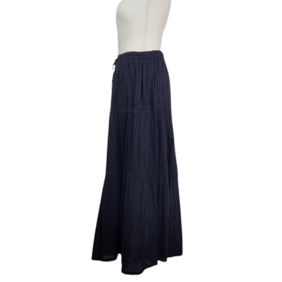 Just for Wraps Crochet Sequin Detail Full A-Line Maxi Skirt in Black Size M - Picture 5 of 14